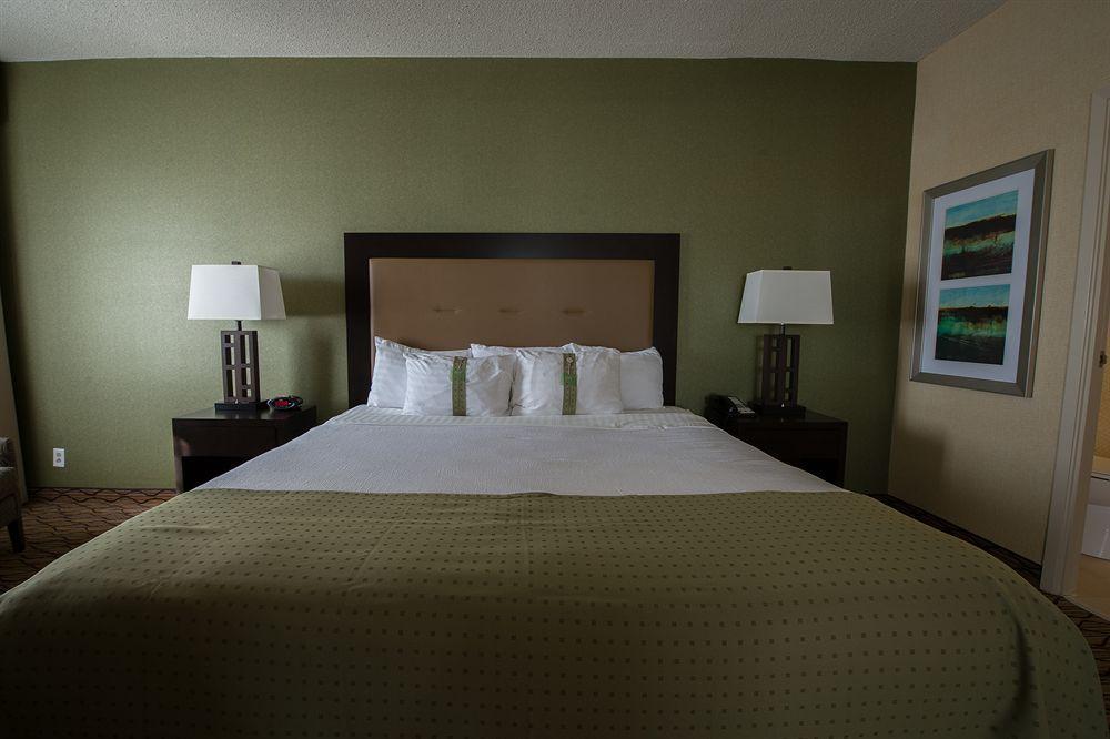 Holiday Inn Sydney - Waterfront By Ihg Екстер'єр фото