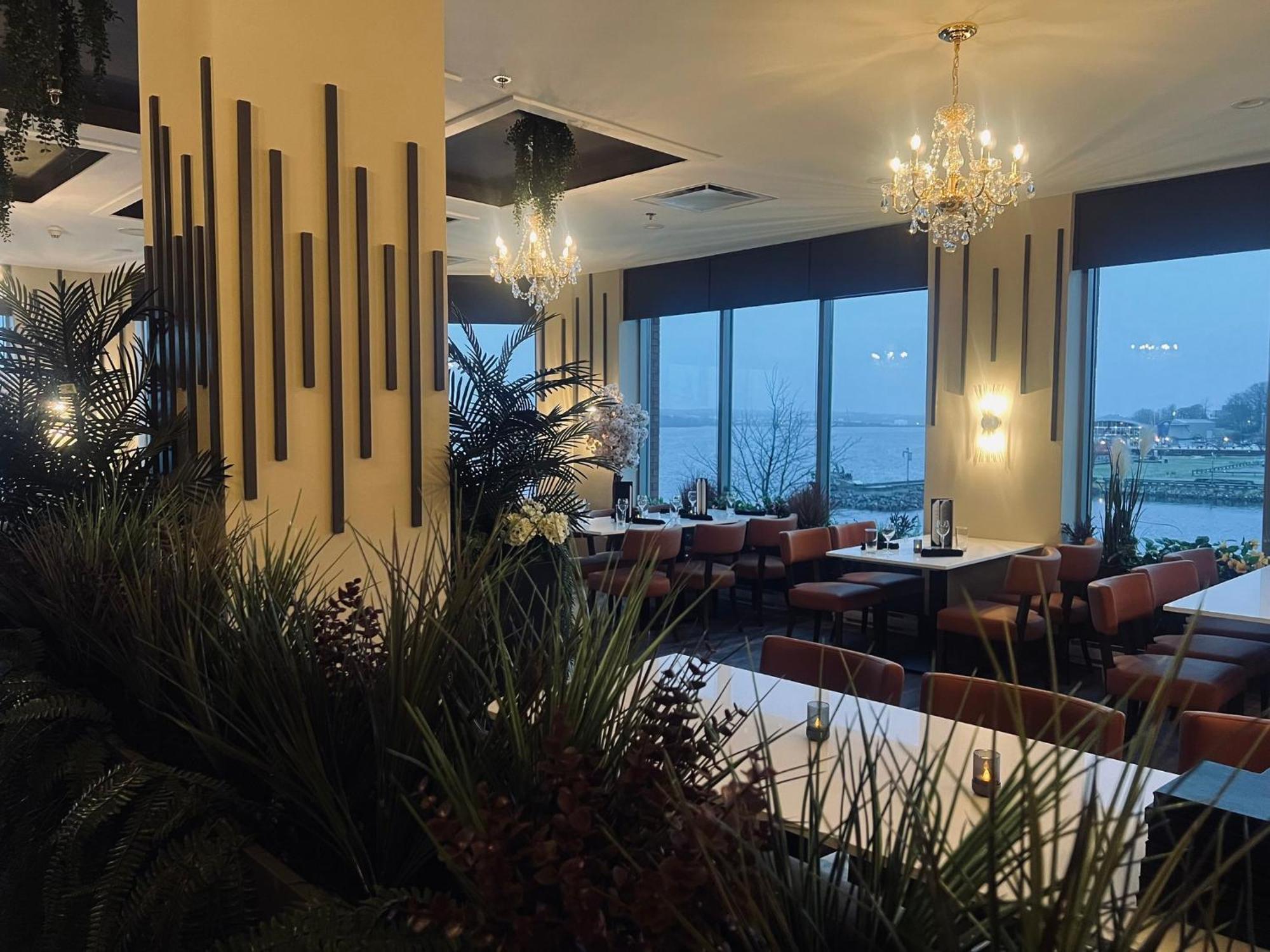 Holiday Inn Sydney - Waterfront By Ihg Екстер'єр фото